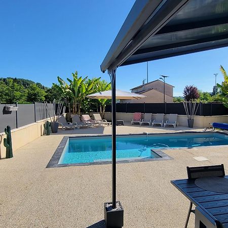 Bon-Encontre Villa Des Oliviers Sublime Villa Avec Piscine Chauffee Et Privee Et Baby Foot מראה חיצוני תמונה