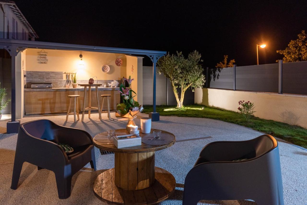 Bon-Encontre Villa Des Oliviers Sublime Villa Avec Piscine Chauffee Et Privee Et Baby Foot מראה חיצוני תמונה