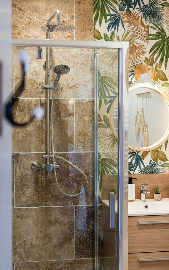 Bon-Encontre Villa Des Oliviers Sublime Villa Avec Piscine Chauffee Et Privee Et Baby Foot מראה חיצוני תמונה