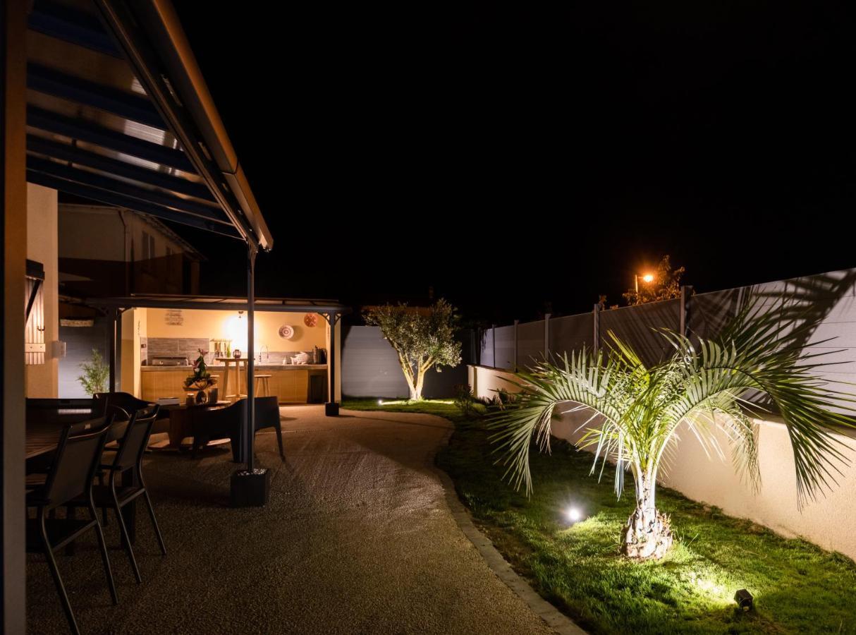 Bon-Encontre Villa Des Oliviers Sublime Villa Avec Piscine Chauffee Et Privee Et Baby Foot מראה חיצוני תמונה