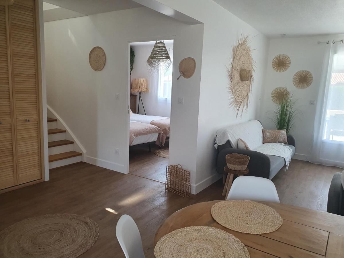 Bon-Encontre Villa Des Oliviers Sublime Villa Avec Piscine Chauffee Et Privee Et Baby Foot מראה חיצוני תמונה