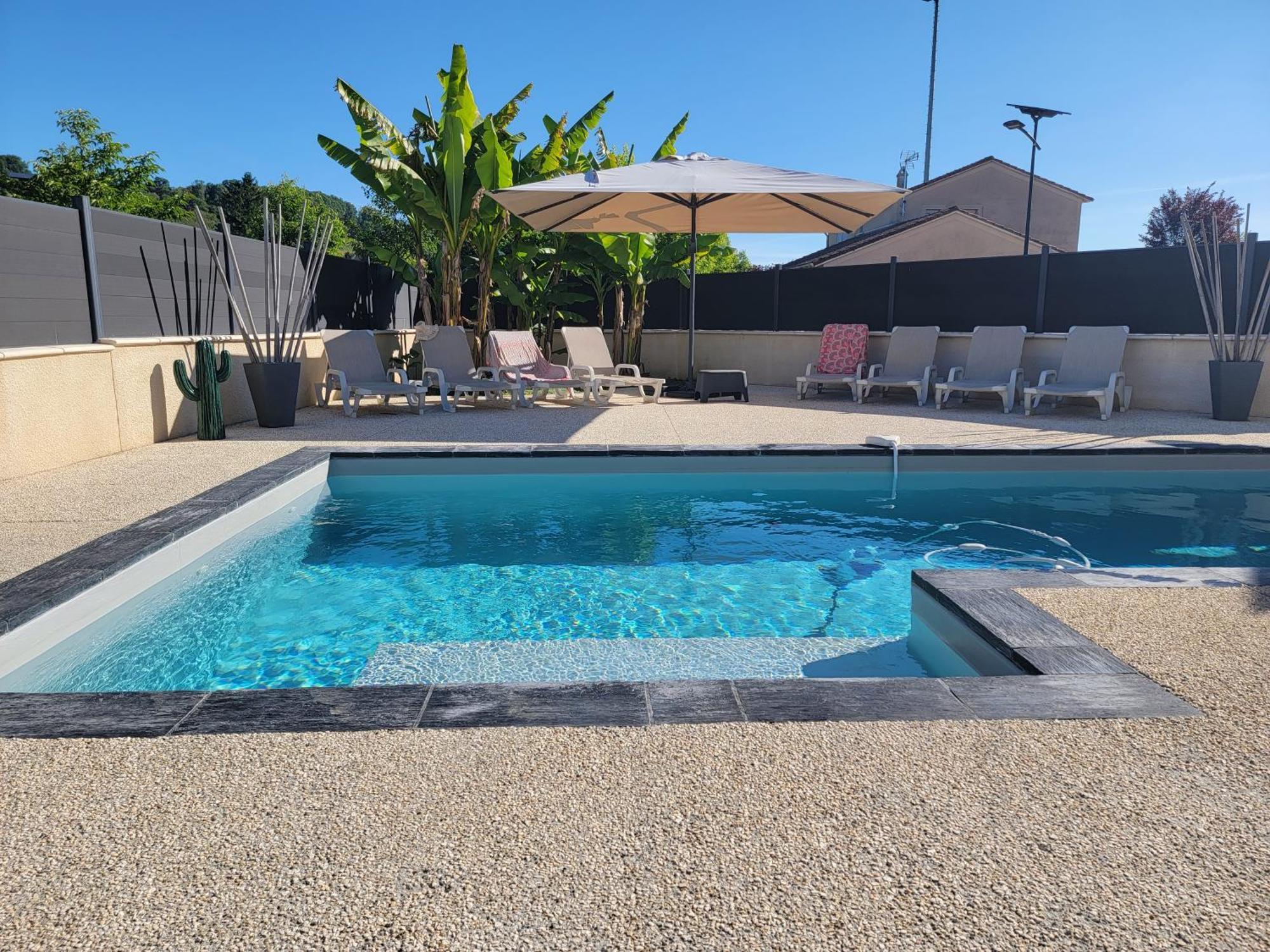 Bon-Encontre Villa Des Oliviers Sublime Villa Avec Piscine Chauffee Et Privee Et Baby Foot מראה חיצוני תמונה